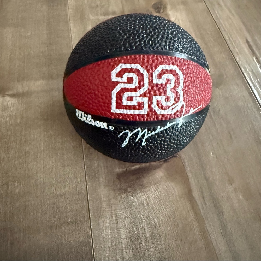 Avon‎ 1997 Michael Jordan #23 Watch Basketball Case Chicago Bulls Wilson No Box
